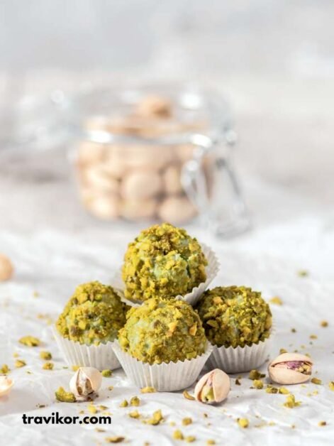 Saffron-and-Pistachio-Chocolate-Truffles