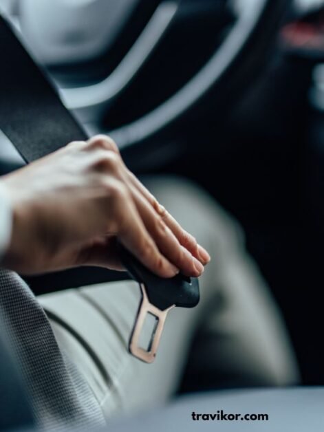 Stay-Safe-on-the-Road